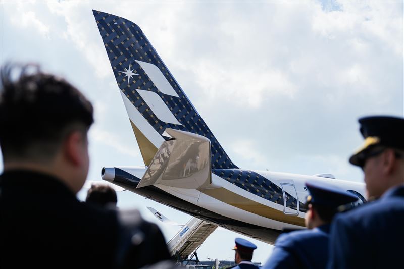 台灣新聞通訊社-開箱機皇！星宇A350-1000「奢華4艙等」內裝首曝光　登上新加坡航展