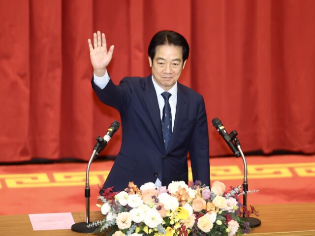 台灣新聞通訊社-賴總統滿意度未來極可能「黃金交叉」 他曝大罷免後民調奇蹟回升原因