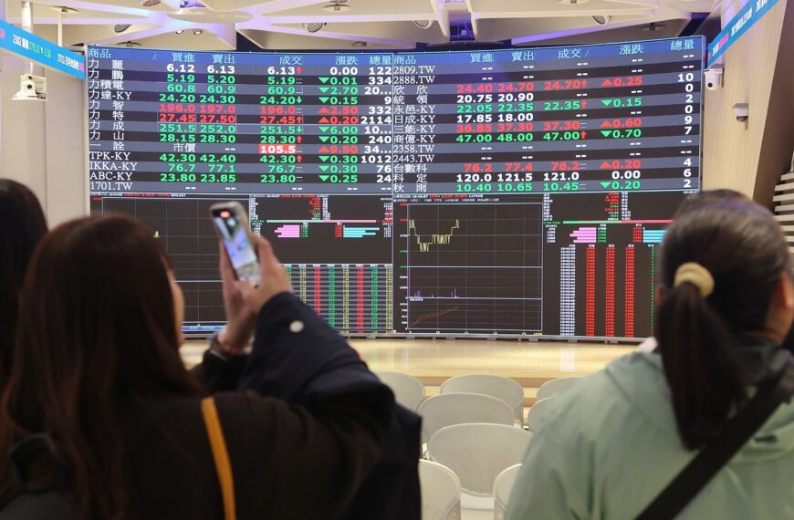 台灣新聞通訊社-現在氛圍像2017年…當時也喊是股市高點！竹軒：堅持運動比投資難多了