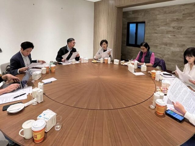 台灣新聞通訊社-川普關稅判決衝擊全球 卓揆：232最惠國待遇不受影響