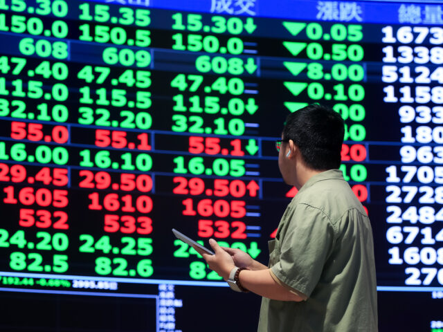 台灣新聞通訊社-勞動基金狂賺逾1兆！網酸「去年沒賺的要注意」：有政府好安心