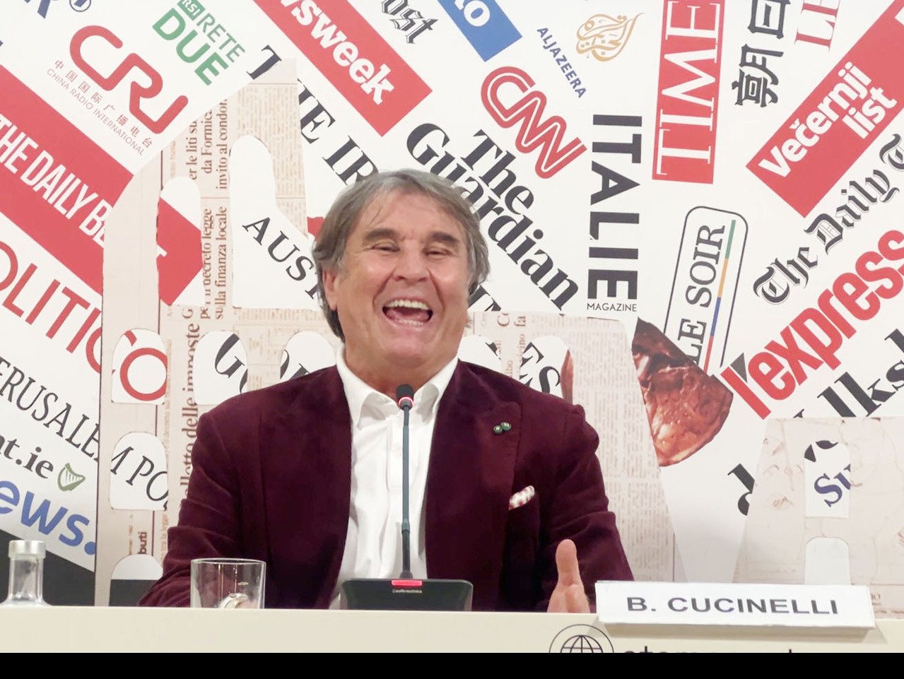 台灣新聞通訊社-貧農之子變羊絨之王 義頂尖企業家談商道始於人性