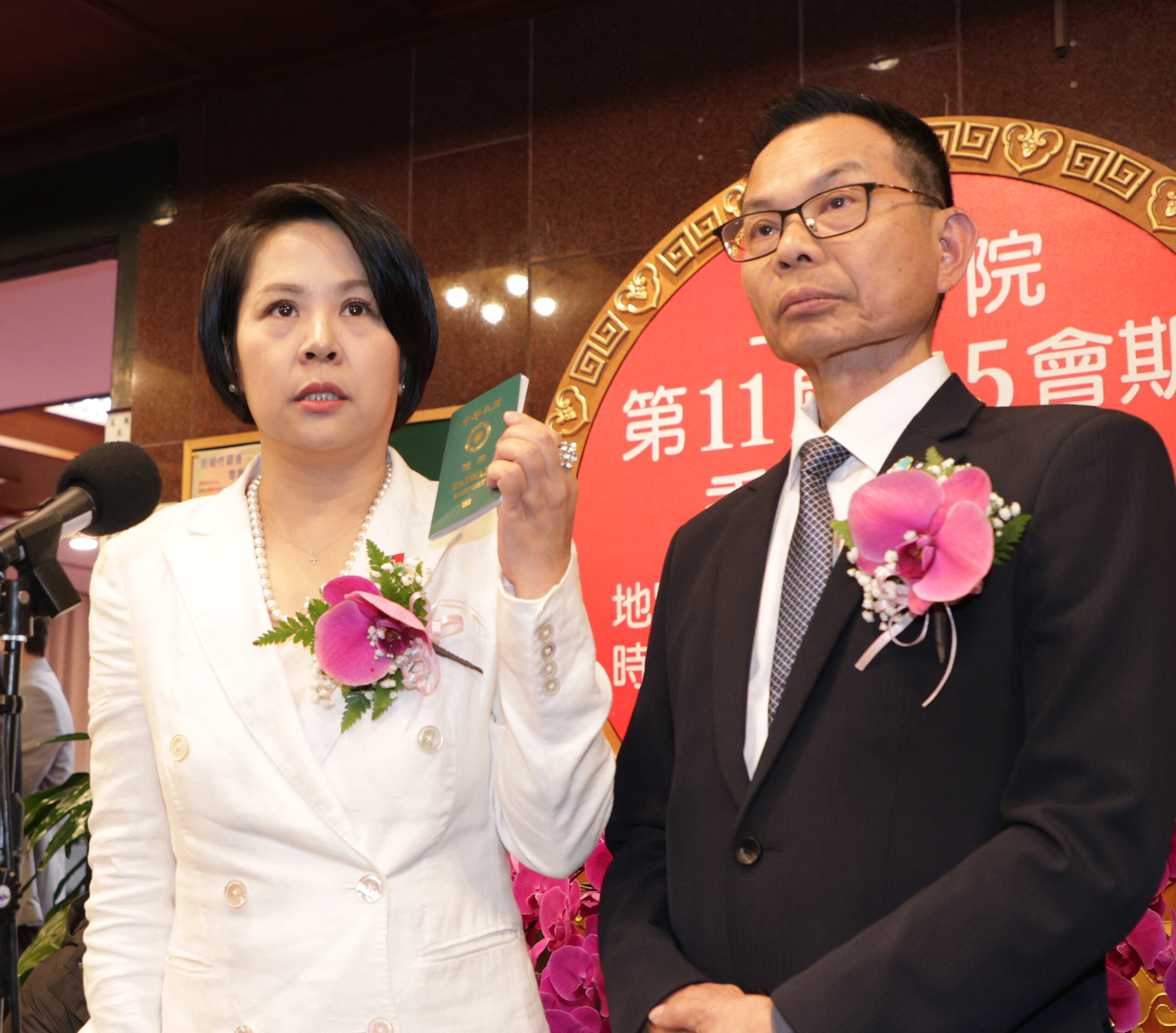 台灣新聞通訊社-質疑李貞秀學傅崐萁假離婚 陳培瑜：可製造法律漏洞