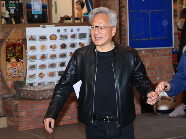 台灣新聞通訊社-ASIC挑戰來勢洶洶 黃仁勳自信稱：出貨量不會超過輝達GPU