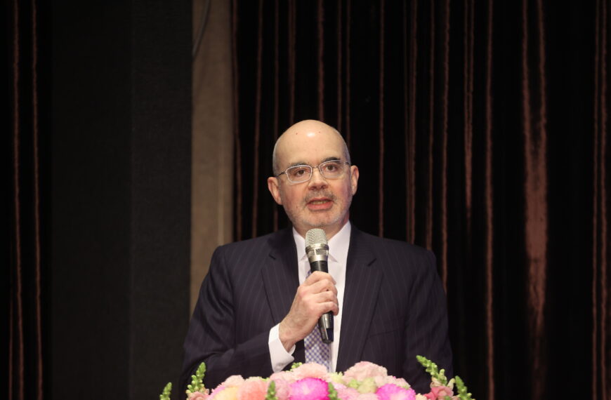 台灣新聞通訊社-黃國昌批谷立言介台太深 陳培瑜：藍白才是破壞台美關係最大殺手