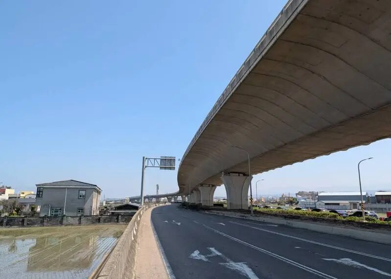 台灣新聞通訊社-等到了！台61房裡交流道增設匝道有譜 藍綠都宣布交通部核定