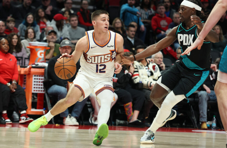 台灣新聞通訊社-NBA／「小惡棍」率太陽19分逆轉！比肩林書豪、范弗利特神紀錄