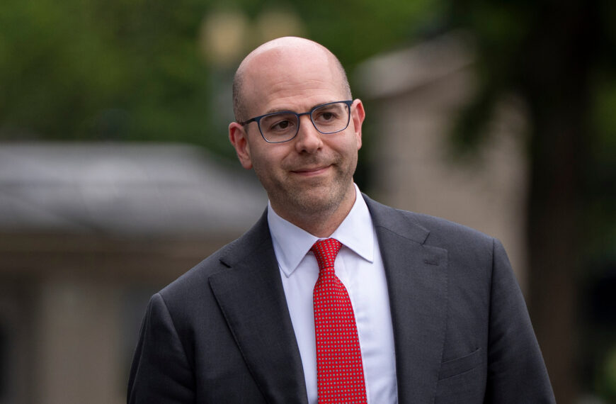 台灣新聞通訊社-不留職停薪了！Fed理事米蘭涉雙重任職爭議 白宮：已請辭經濟顧問