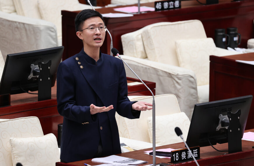 台灣新聞通訊社-侯漢廷力挺藍白嚴審國防預算：擋的是貪腐與黑箱 拒絕美國予取予求