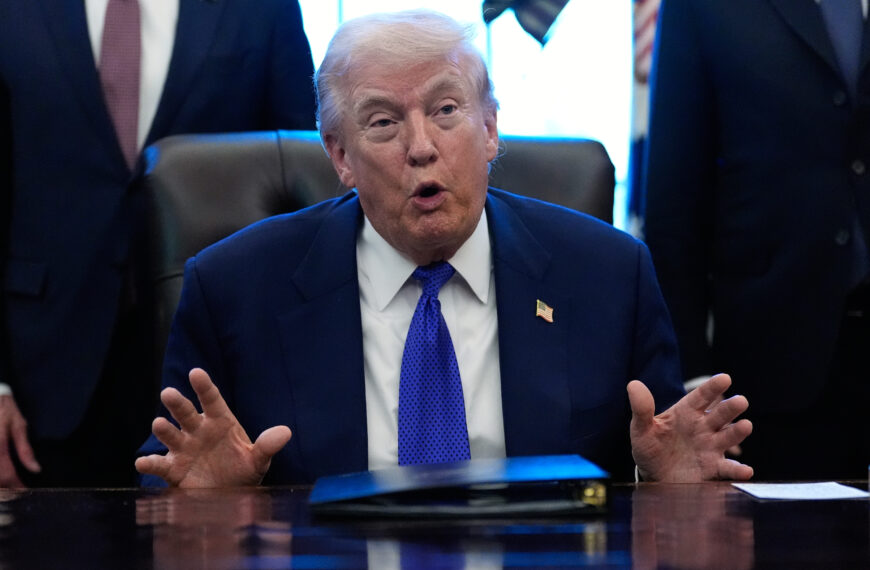 台灣新聞通訊社-英美政壇動盪…艾普斯坦新檔案影響持續發酵 川普籲各界放下