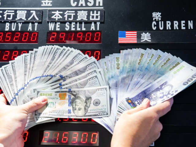 台灣新聞通訊社-新台幣貶0.7分 收31.577元