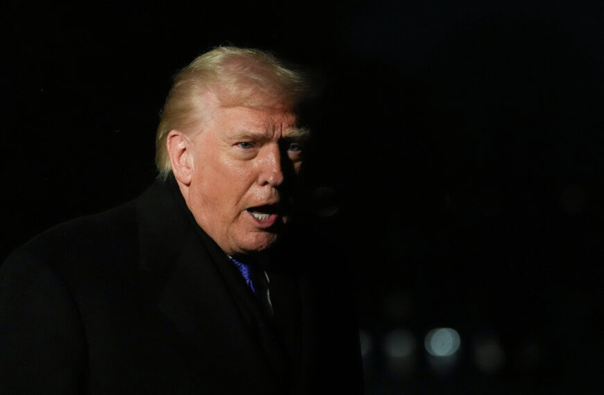 台灣新聞通訊社-川普對與伊朗做生意國家徵25%關稅 預告美伊下周續談、無協議後果嚴重