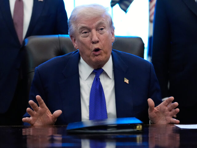 台灣新聞通訊社-英美政壇動盪…艾普斯坦新檔案影響持續發酵 川普籲各界放下