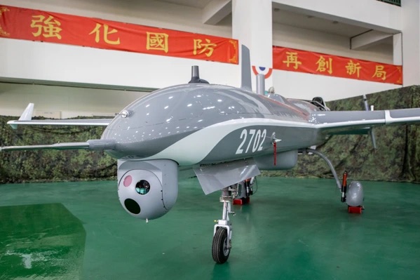 台灣新聞通訊社-朝野攻防軍購特別預算 銳鳶2型無人機爭取綁定台灣之盾