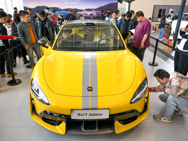 台灣新聞通訊社-小米汽車高端化戰略碰壁 解散性能車銷售團隊