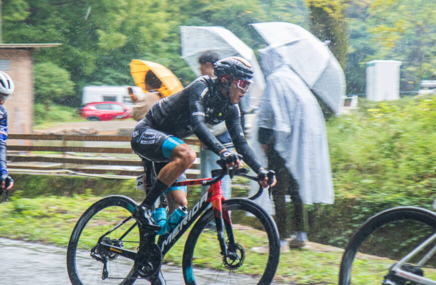 台灣新聞通訊社-自由車／杜志濠公路自由車亞錦賽奪銅 名古屋亞運門票到手