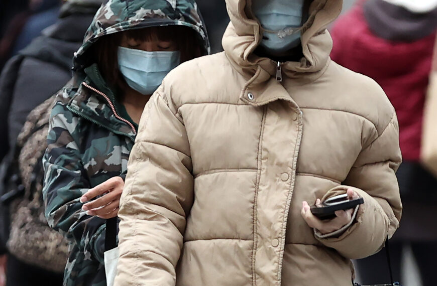 台灣新聞通訊社-寒流來襲！多個縣市氣溫低於10度 醫：家人竟提醒我一定做「這件事」