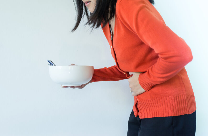 台灣新聞通訊社-年末聚餐吃到怕！中醫授三招去油膩 改善腸胃不適