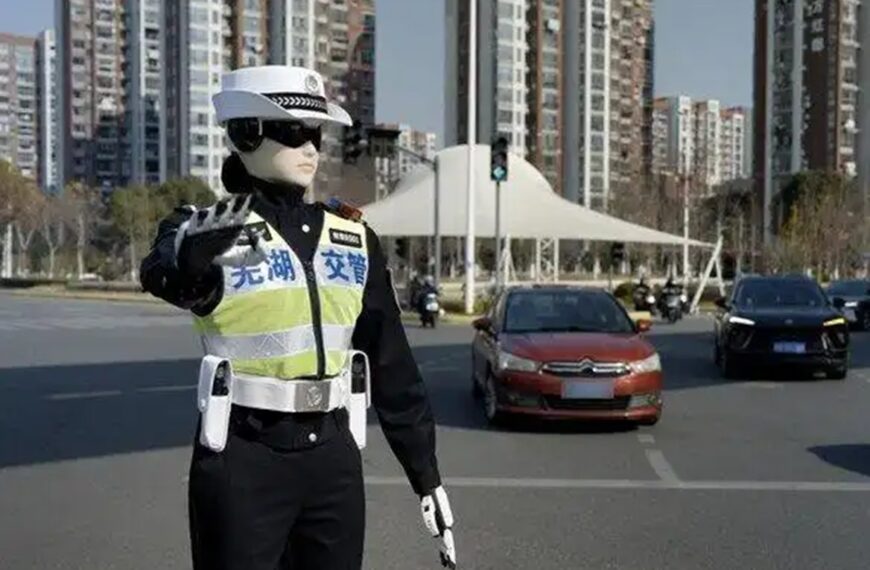 台灣新聞通訊社-跨界投入、騰籠換鳥 中外車企加速布局機器人賽道