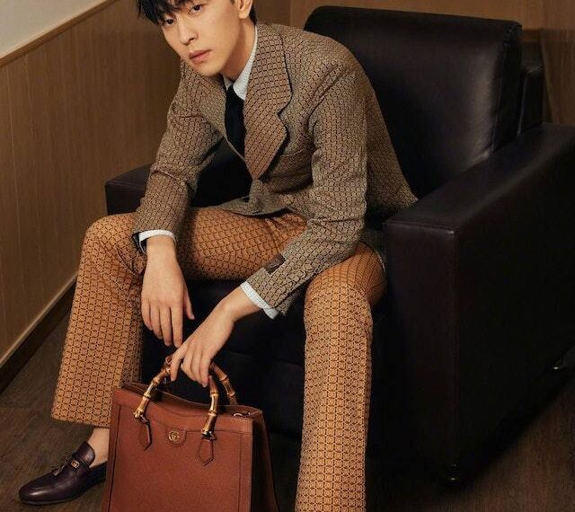 台灣新聞通訊社-昔日頂流男神逃稅4.8億被封殺 消失4年再現身顏值竟不跌反升