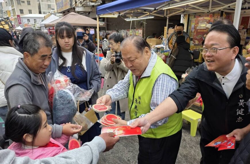 台灣新聞通訊社-陳光復踩空階梯跌倒昏迷！直升機後送高雄榮總救治 預計18時抵達