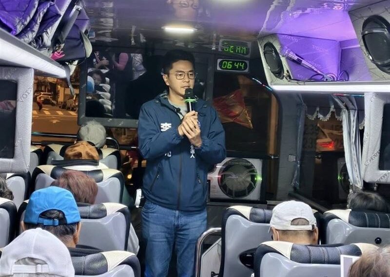 台灣新聞通訊社-獨家/雙重國籍、閃兵爭議燒!李孝亮退出市議員選舉 李母再發聲揭始末