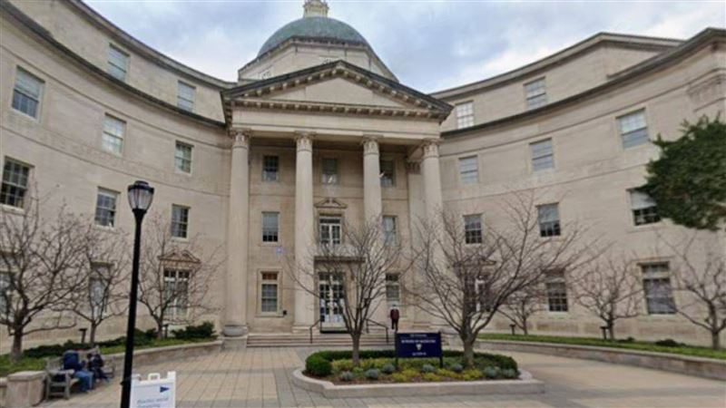 台灣新聞通訊社-曾在耶魯大學醫院當清潔工！32歲女錄取住院醫師圓夢　勵志故事感動網