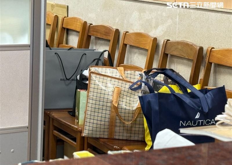 台灣新聞通訊社-柯文哲案宣判／沈慶京加保3千萬籌到了　6大袋現鈔抵北院