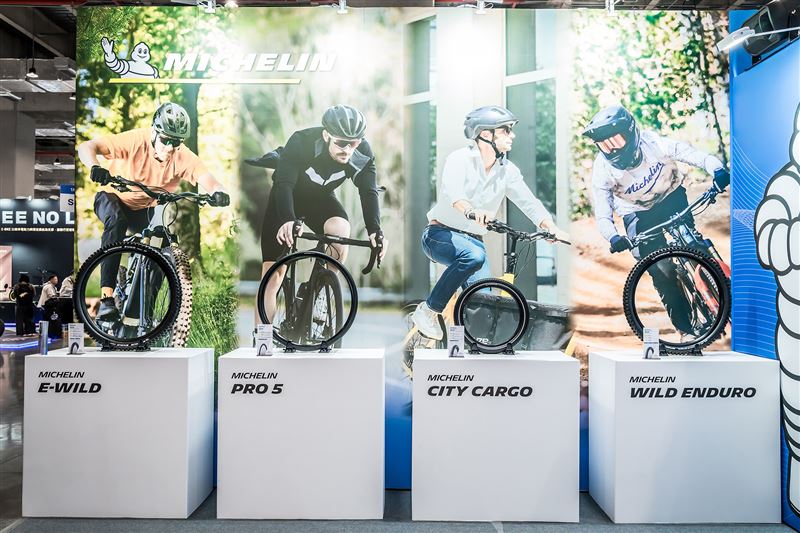 台灣新聞通訊社-聯手職業車隊 米其林輪胎技術再進化