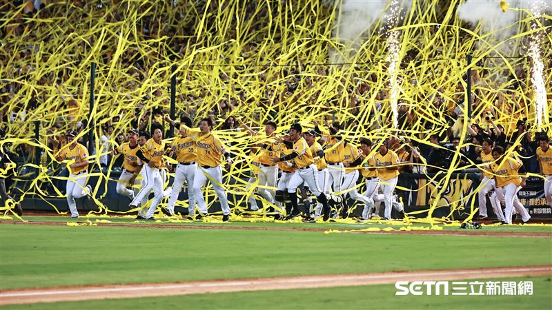 台灣新聞通訊社-中職／點出兄弟投、打、守穩定性佳　球評鄭景益預測黃衫軍上半季封王