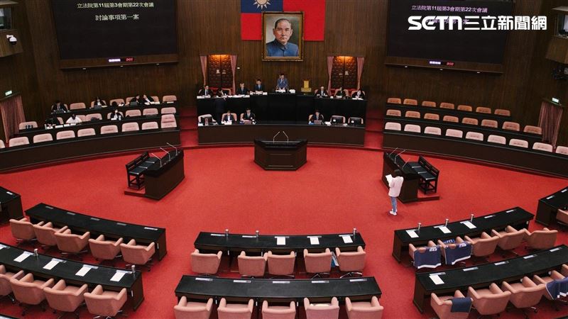 台灣新聞通訊社-總預算還沒審！要卓榮泰先動支718億新興計畫　民眾黨提案逕付二讀