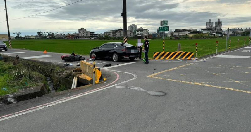 台灣新聞通訊社-宜蘭晨間連2起車禍　釀1死1重傷女騎士插管搶救