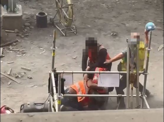 台灣新聞通訊社-台中火力發電廠大亂鬥！包商「廠外開戰」瘋狂互毆畫面曝…3人掛彩送醫