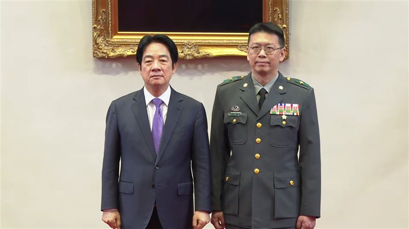 台灣新聞通訊社-曾推投誠食品惹怒中共!王宜弘獲賴總統晉任少將 月底接掌國防部文宣