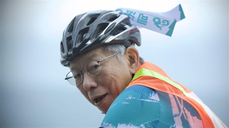 台灣新聞通訊社-小草為柯文哲討公道有理？莊豐嘉：侮辱老天爺智商和眼睛