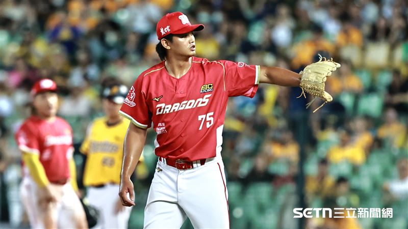 台灣新聞通訊社-中職／黃暐傑開季牛棚出發　味全龍先發輪值敲定！無魔神龍葉君璋給解釋