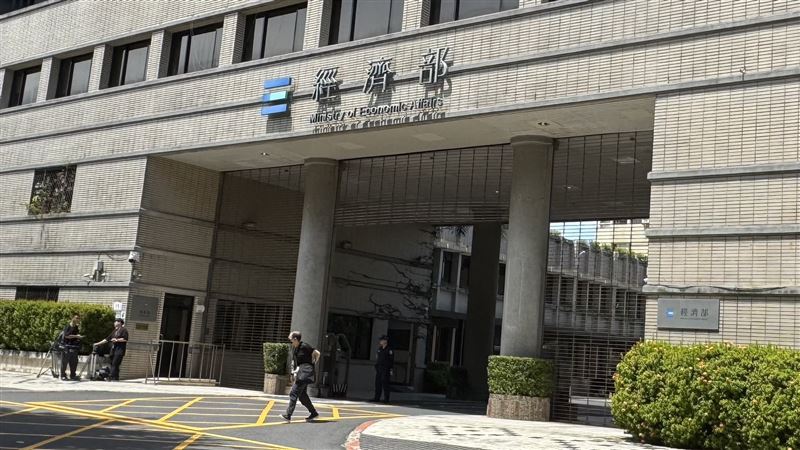 台灣新聞通訊社-快訊／技術司爆職場霸凌還查吹哨者　經濟部急發聲明回應