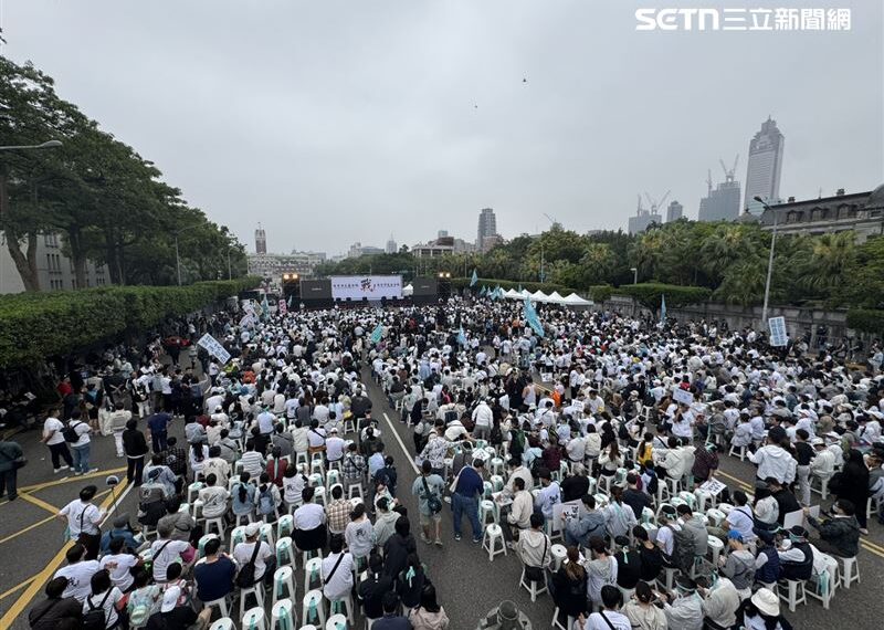 台灣新聞通訊社-民眾黨喊凱道破8萬人！四叉貓「修正最新人數」：走進景福門非常空虛