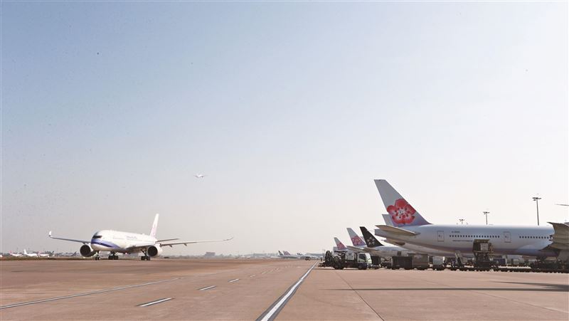 台灣新聞通訊社-供油不穩恐減班?航空業:多方評估確保航線穩定