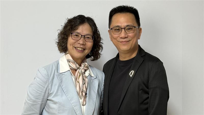 台灣新聞通訊社-蔡壁如回應李貞秀國籍爭議！486先生批「偷換概念」：發好人卡換立委證