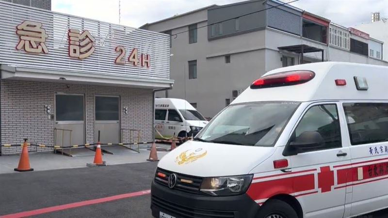 台灣新聞通訊社-苗栗高職女學生上課失蹤20分鐘「宿舍後方發現血跡」竟摔落2米駁坎送醫