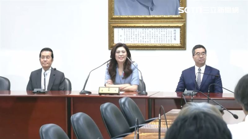 台灣新聞通訊社-鄭習會前後見賴清德?鄭麗文引《暗戀桃花源》台詞:台北把我們給難倒了