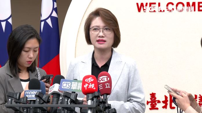 台灣新聞通訊社-蘇一峰控索資「10年醫療紀錄」違反個資法 林延鳳:無洩漏個資問題