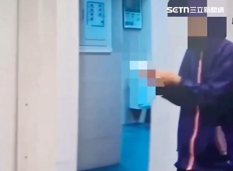 台灣新聞通訊社-北捷中山站驚見持刀案!大媽好想吃水果…當街「亮刀削水果」下場慘了