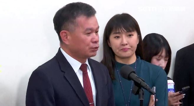 台灣新聞通訊社-美國議員來台關切軍購　鄭麗文卻宣布赴中！他質疑：北京表態了