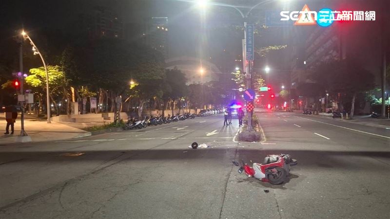 台灣新聞通訊社-快訊／新北死亡車禍！7旬翁離奇自撞安全島「地留一攤血」人搶救不治