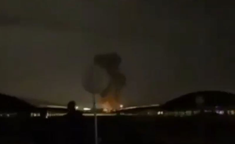 台灣新聞通訊社-快訊／科威特機場驚傳遭無人機襲擊！儲油槽大火狂燒