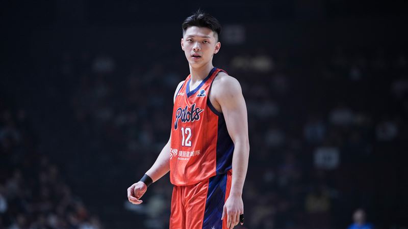 台灣新聞通訊社-東超/領航猿「二連亞」盧峻翔苦嘆遺憾 李家慷持不同看法:不覺得失敗