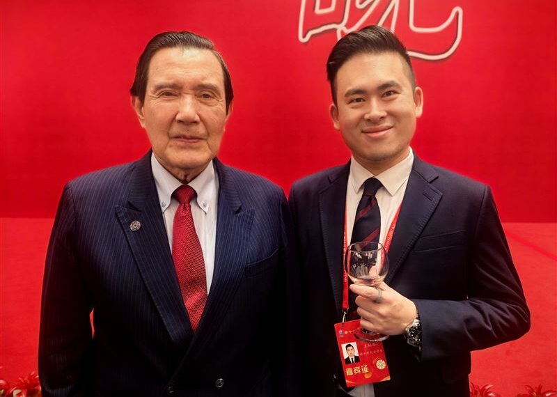 台灣新聞通訊社-蕭旭岑暗示馬英九失智？他曝去年赴中「近距離接觸」：確實怪怪的