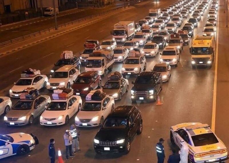 台灣新聞通訊社-影／伊朗核電廠遇襲！科威特示警核安風險　恐慌車潮逃鄰國